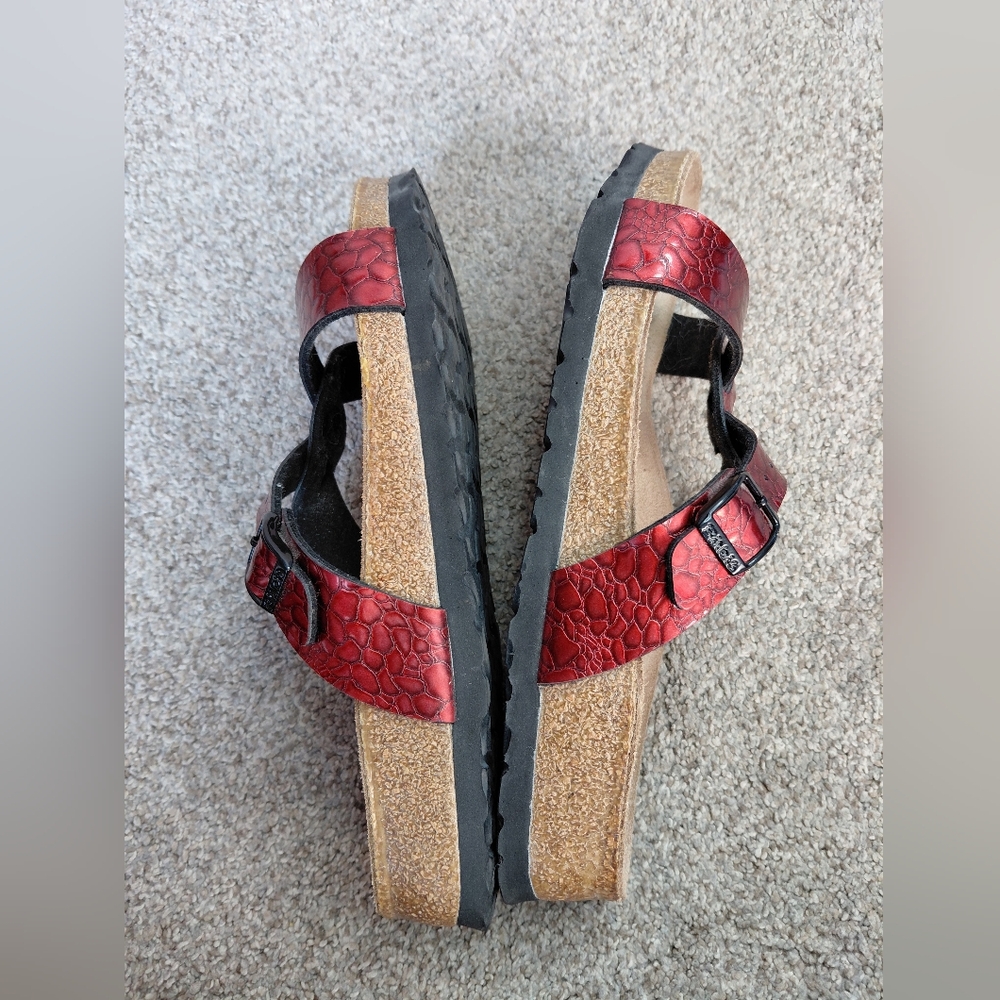 Birkis By Birkenstock Women Size 38/7 Us Narrow Stylish RedSandals - Picture 7 of 11